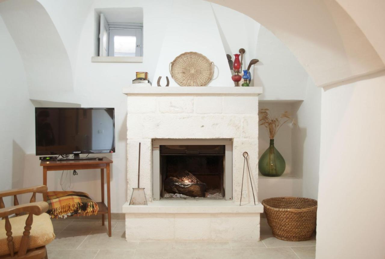 Il Trullo Bianco A Masseria Santalachicca Masseria Orimini Luaran gambar