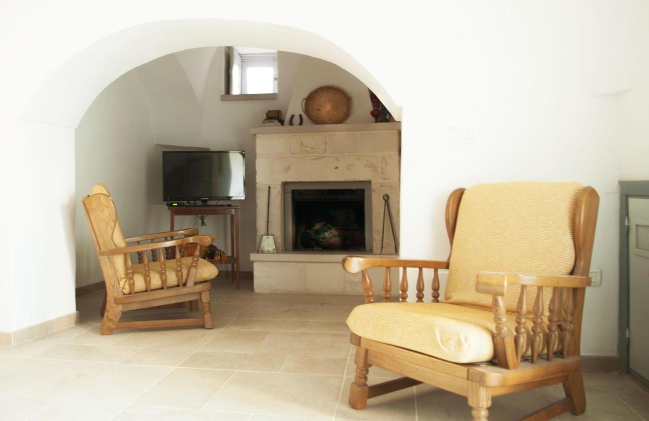 Il Trullo Bianco A Masseria Santalachicca Masseria Orimini Luaran gambar